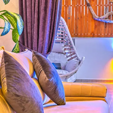Villa 2 Bedroom With Private Pool *