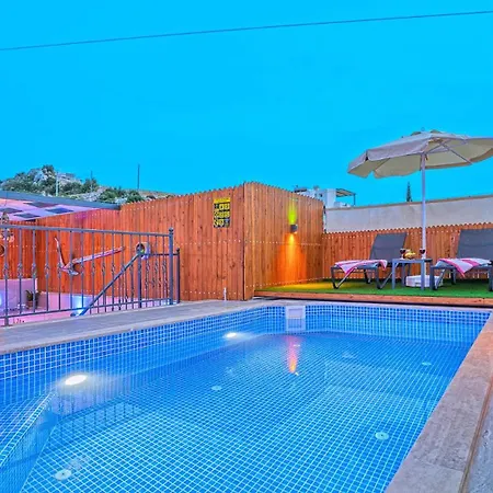 2 Bedroom With Private Pool * Kalkan